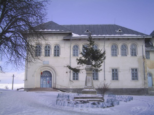 Liceul Anastasie Basota Pomarla