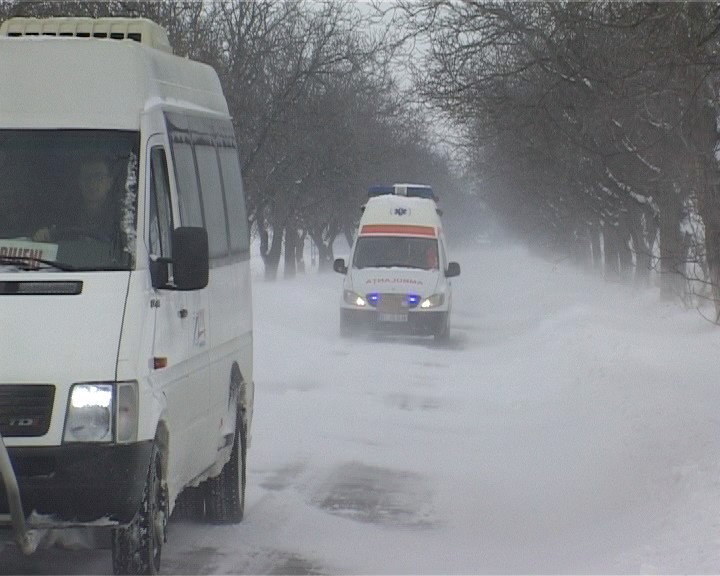 zapada ambulanta drum inzapezit