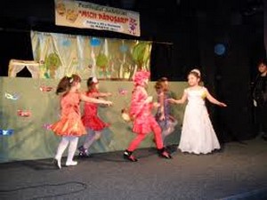Micii papusari - Festival de Teatru pentru Copii