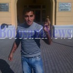 barbat automutilat protest