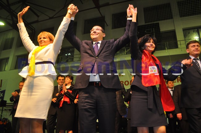 Victor Ponta cu Roxana Anusca Turcanu si Doina Federovici