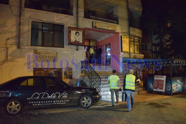 politisti in fata la dolce vita politist injunghiat- botosani