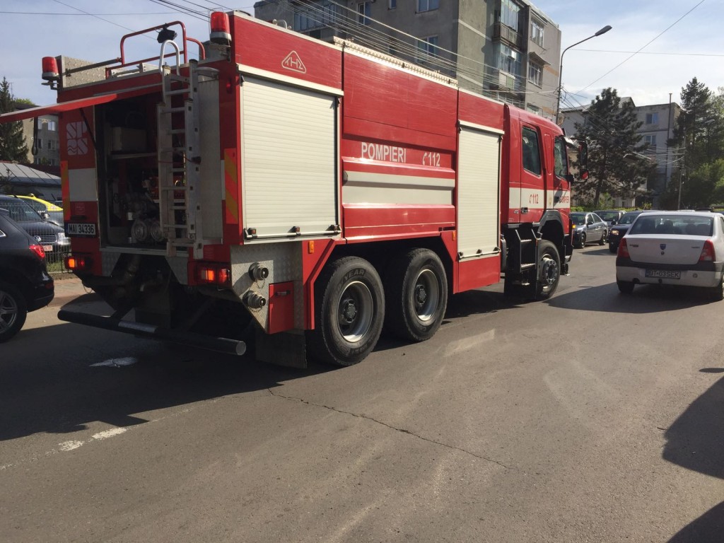 scurgeri carburanti autoturism- politia locala- pompieri - botosani