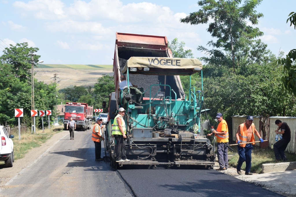 lucrari asfaltare drumuri nationale - SDN Botosani