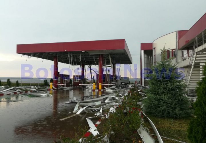 Vama Stanca din Botosani, distrusa de vant