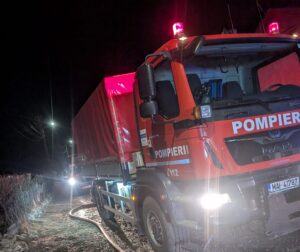 incendiu Albesti stiri Botosani, noapte, pompieri
